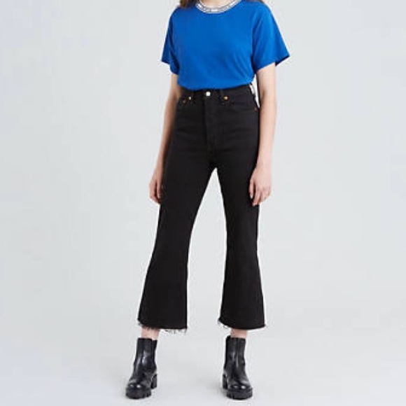 Levi's Denim - Levi’s Premium Ribcage Cropped Flare High Waist Button Fly Jeans Black size 29